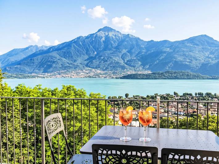 Gîte pour 5 personnes, avec Balcon et Terrasse ainsi que Jardin et Piscine à Vercana - 4
