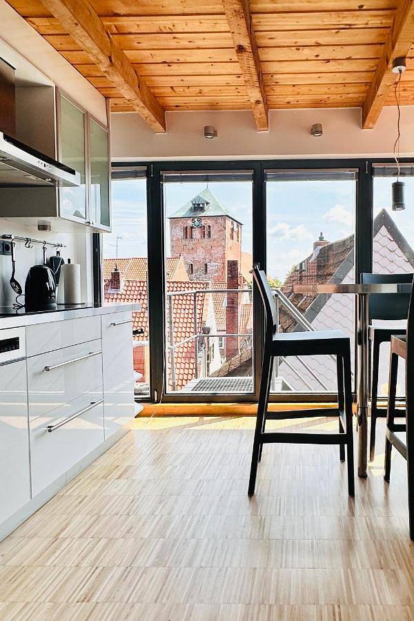 Ferienwohnung für 6 Personen, mit Balkon und Terrasse sowie Ausblick in Stade