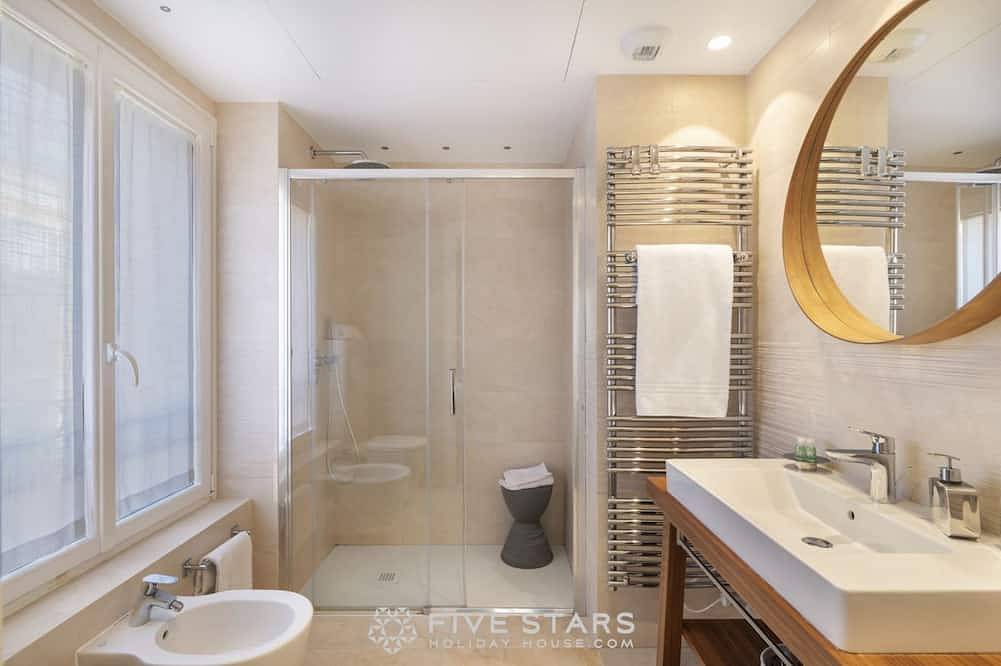 Apartamento entero, By Five Stars Holiday House in Saint-Jean-Cap-Ferrat, Nizza Region