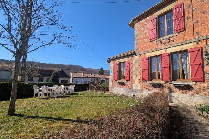 Gîte pour 6 personnes, avec jardin