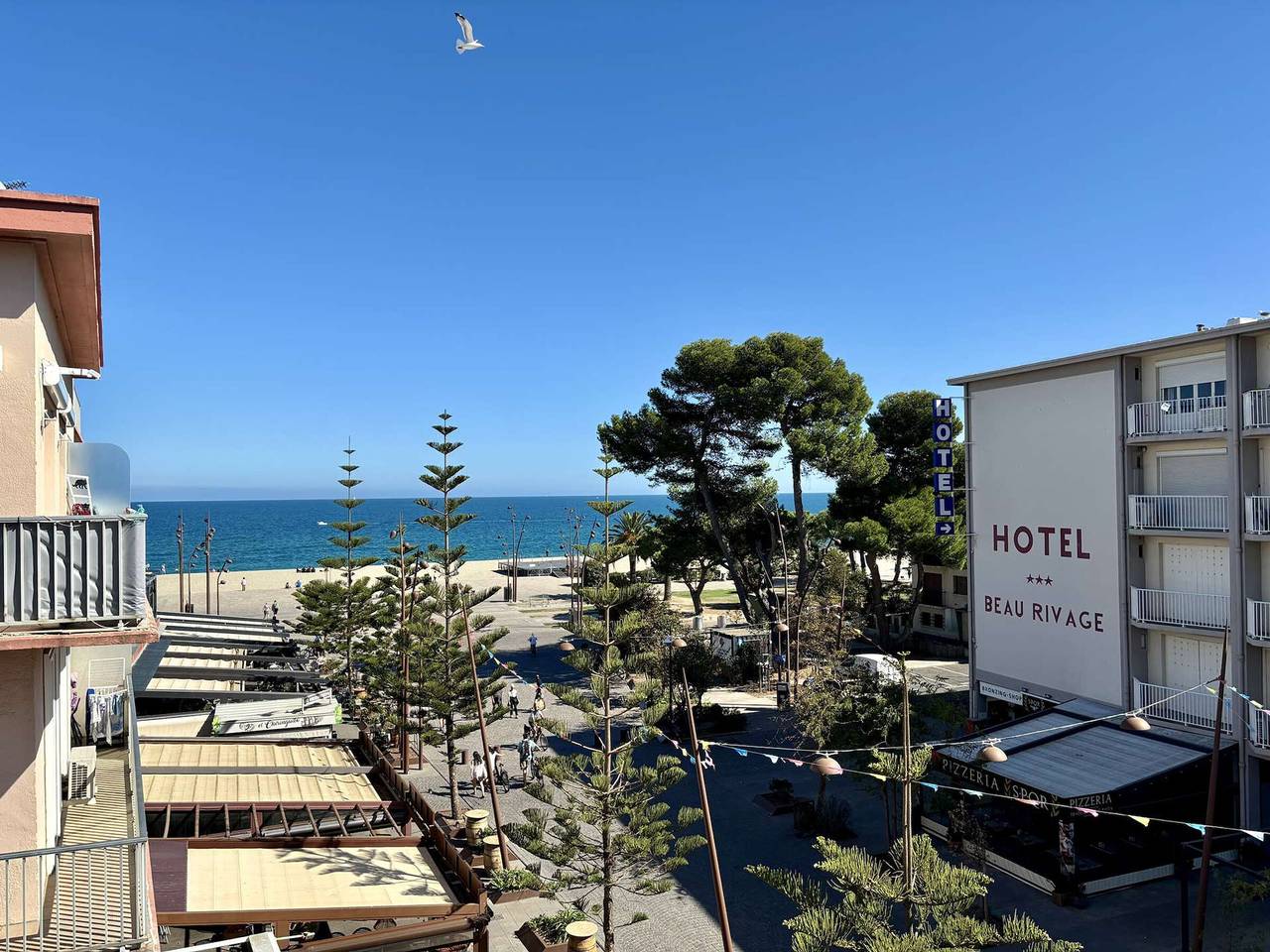 Entire apartment, Cozy 2-room apt, 4 guests, 100m to beach, Ac, balcony, pets allowed in La Côte Vermeille, Argelès-sur-Mer