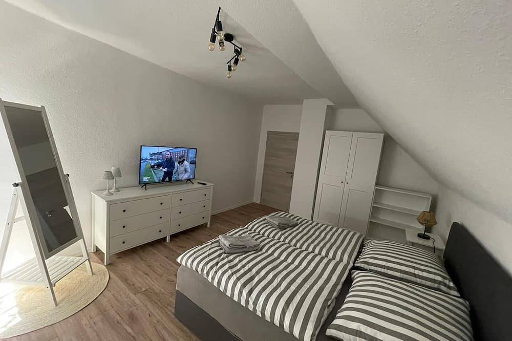 Ganze Wohnung, Gemütliche Ferienwohnung zwischen Geiseltal und der Weinregion Saale - Unstrut in Mücheln (Geiseltal), Saale-Unstrut