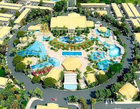 Casas e apartamentos de temporada para 4 pessoas, com piscina e jardim e ainda vista and sauna, adaptado a crianças em Caldas Novas