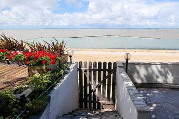 Chambre d’hôte pour 2 personnes, avec vue ainsi que jardin et terrasse à Fouras