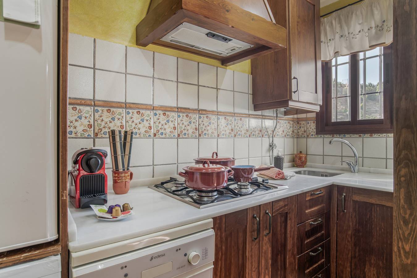Casa de vacaciones 'De Bárbara' con balcón y aire acondicionado in Alcalá de los Gazules, Parque natural de Los Alcornocales