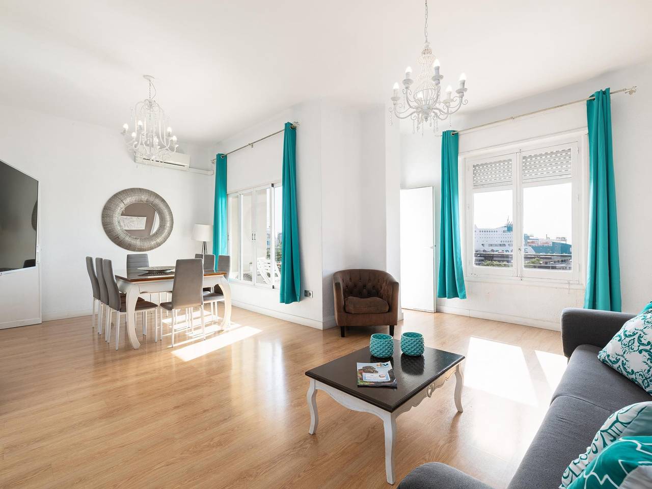 Apartamento vacacional entero, Holidays2Malaga Heredia con terraza in Málaga Centro, Málaga