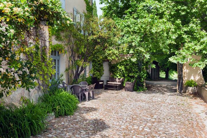 Casa de huéspedes para 10 personas, con terraza y jardín - 1