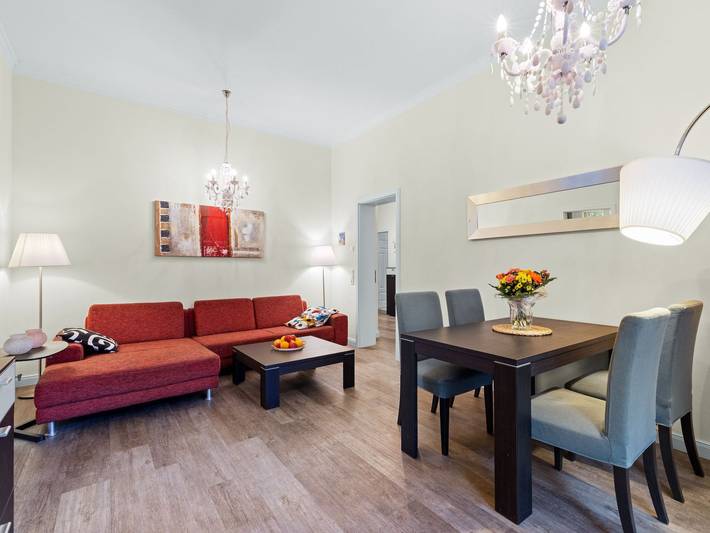 Schloss für 5 Personen, mit Sauna und Terrasse in Bastorf - 4