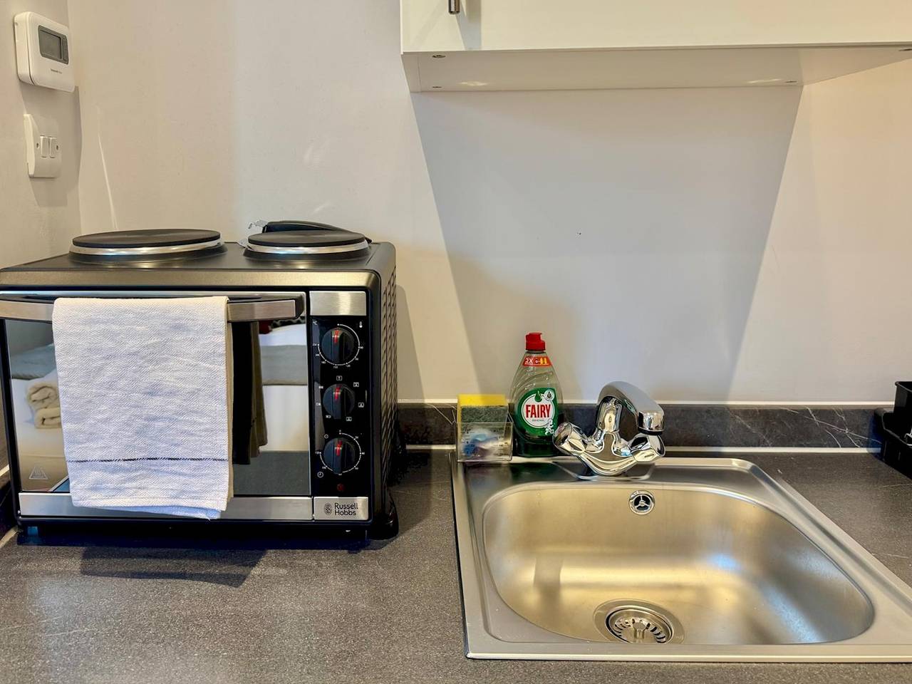 Entire apartment, Trendy Studio Near Tube in Shepherd’s Bush Hotspot - Pass the Keys in Hammersmith and Fulham, London