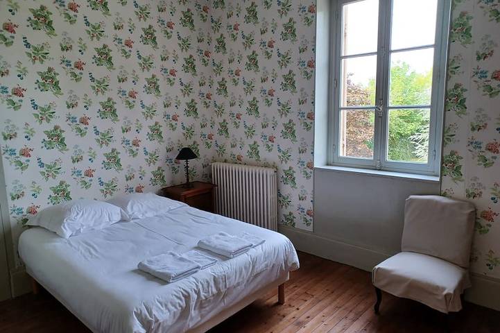 Location de vacances pour 15 personnes, avec jardin à Le Mesnil-Saint-Denis - 4