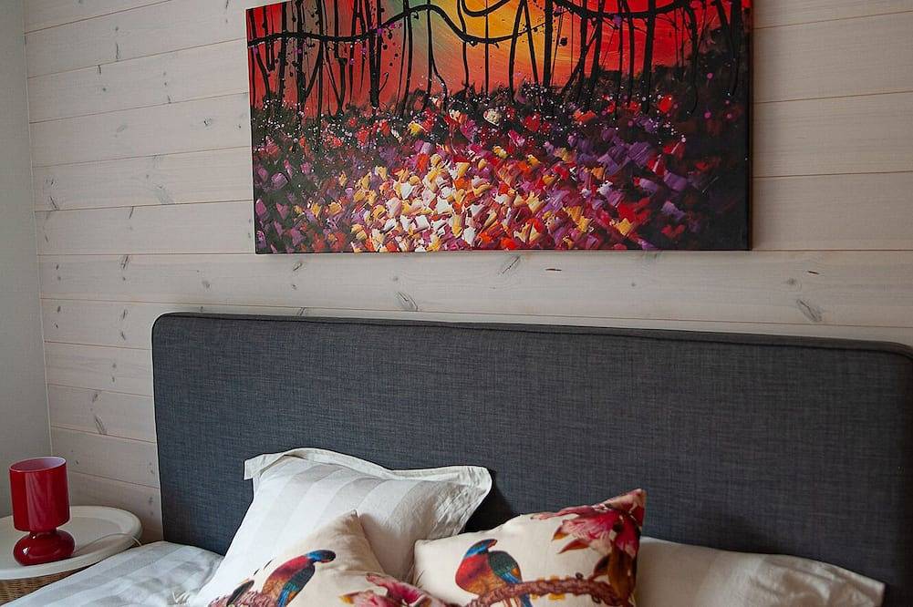 Grosses modernes Ferienhaus mitten im Wald und am See mit riesiger Terrasse in Emmaboda und Umgebung