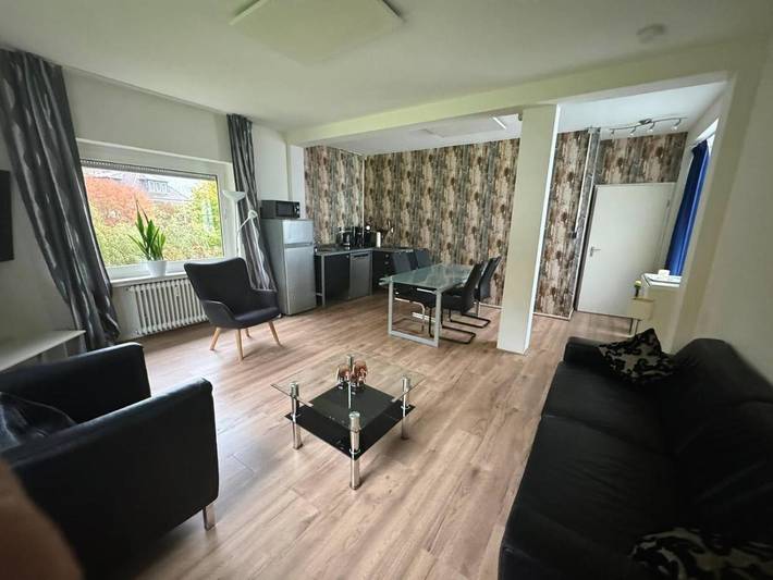 Ferienhaus für 9 Personen, mit Terrasse und Garten sowie Ausblick in Bad Karlshafen - 3