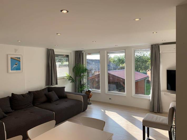 Ferienhaus für 8 Personen, mit Pool und Garten - 1