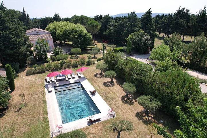 Cottage pour 12 personnes, avec balcon et jardin à Cavaillon