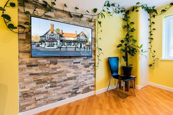 Apartment for 3 people in Surrey