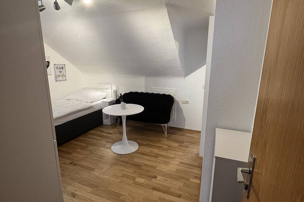 Ganze Wohnung, Schönes Zimmer mit Integriertem Bad - Ideal für Geschäftsreisen in Ulm, Schwaben