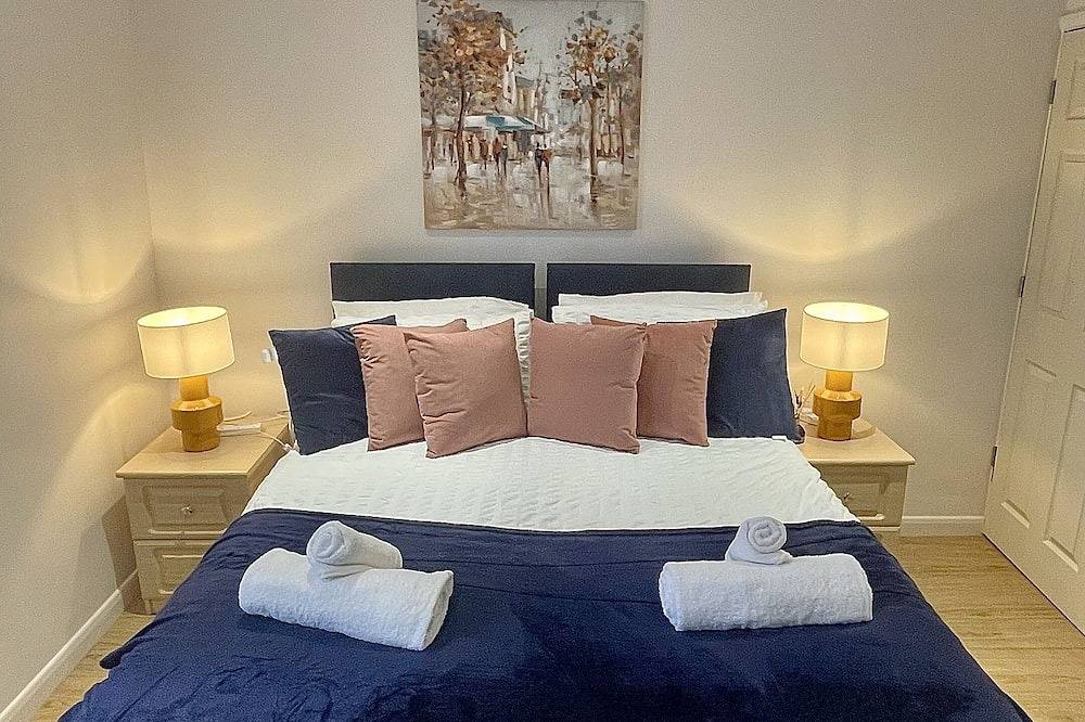 Strassenblick-Ferienhaus-Eigenes Badezimmer in Cheltenham, Gloucestershire