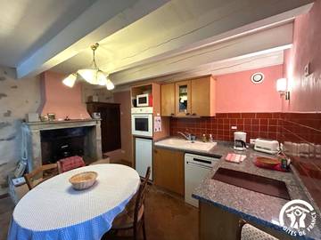 Gîte pour 2 personnes, avec piscine et jardin dans Babeau-Bouldoux