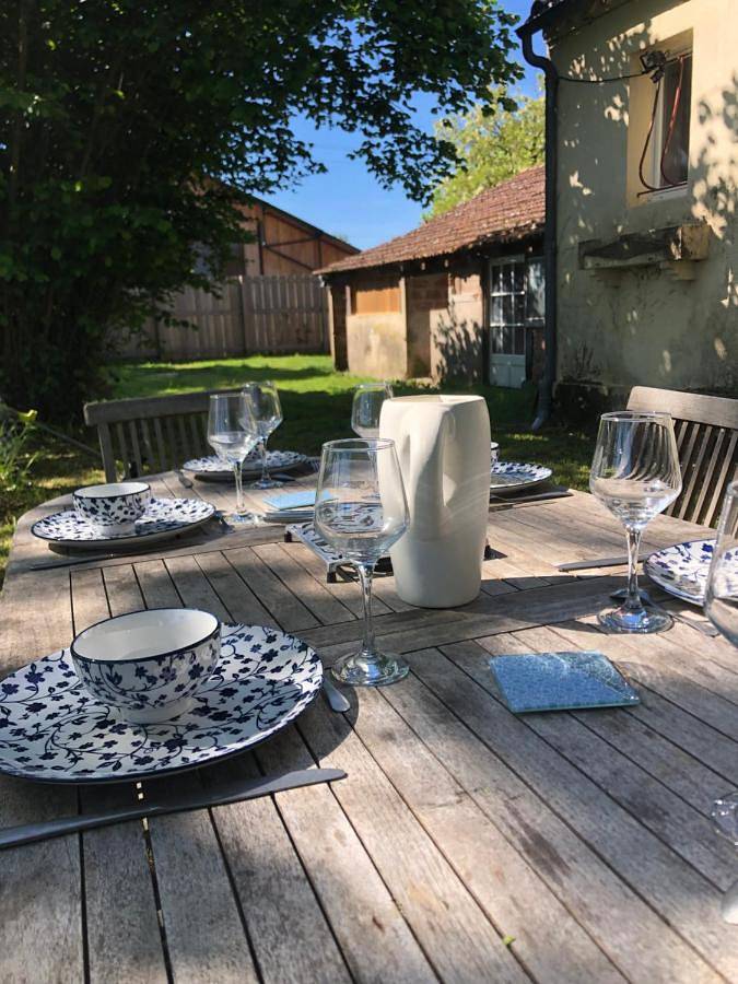 Location de vacances pour 7 personnes, avec jardin à Saint-Laurent-des-Vignes