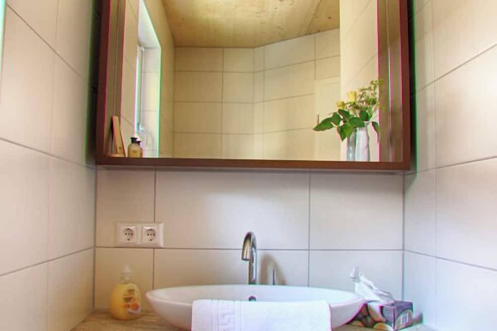 Ganze Wohnung, Ferienhaus \"Am Sandstein\" (70 m2) mit beheizter Steinterrasse in Markt Nordheim, Steigerwald
