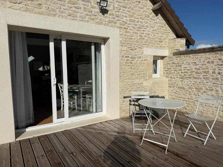 Gîte pour 2 personnes, avec vue ainsi que terrasse et jardin dans Valambray - 2