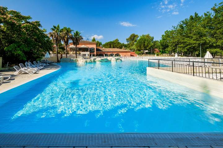 Gehele studio, Studio-appartement 'Domaine De Fayence' met gedeeld zwembad, wifi en airconditioning in Fayence, Draguignan en omgeving