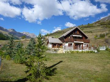 Gîte pour 8 personnes, avec jardin à Saint-Paul-sur-Ubaye