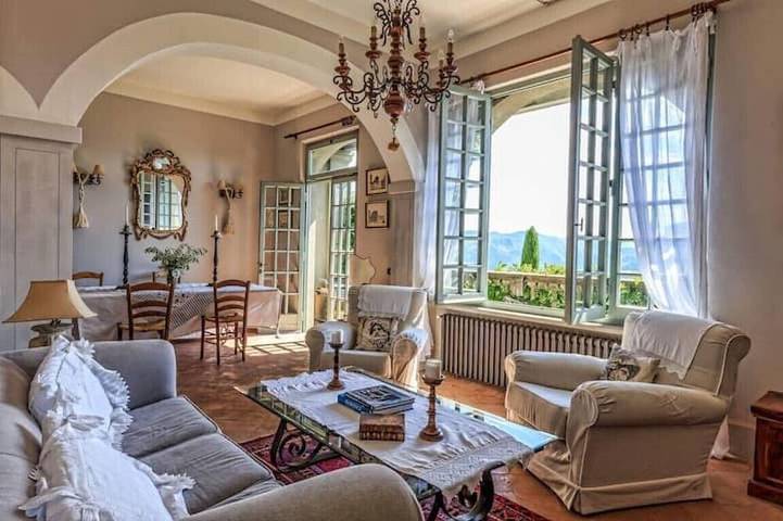 Ferienhaus für 6 Personen, mit Pool und Garten