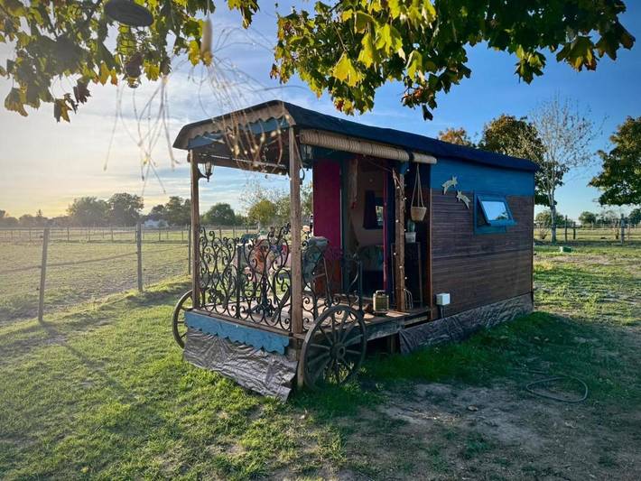 Camping pour 2 personnes, avec Balcon et Terrasse ainsi que Jardin et Vue