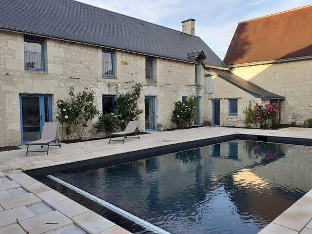 Location de vacances pour 4 personnes, avec Terrasse ainsi que Jardin et Piscine à Sainte-Maure-de-Touraine