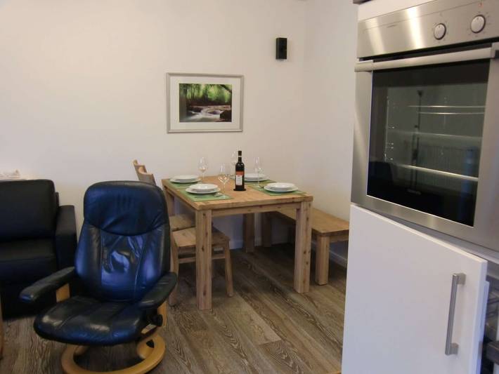 Geheel appartement, Appartement 'Fischerweg - Fewo Nordseebrise' met privé terras, privé tuin en Wi-Fi in Strand Norddeich, Norddeich
