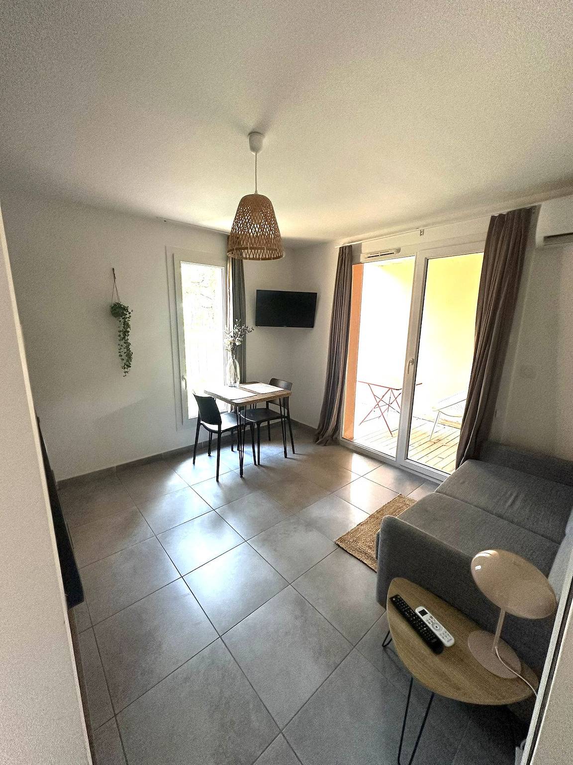 Ganze Wohnung, T2 2/4 Personnes N°95 in Lecci, Sartène und Umgebung