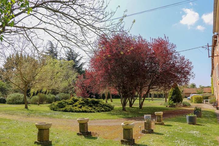 Chambre d’hôte pour 3 personnes, avec jardin et piscine dans l' Ariège - 3