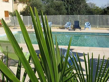 Gîte pour 4 personnes, avec terrasse ainsi que piscine et jardin, animaux acceptés en Ardèche - 2