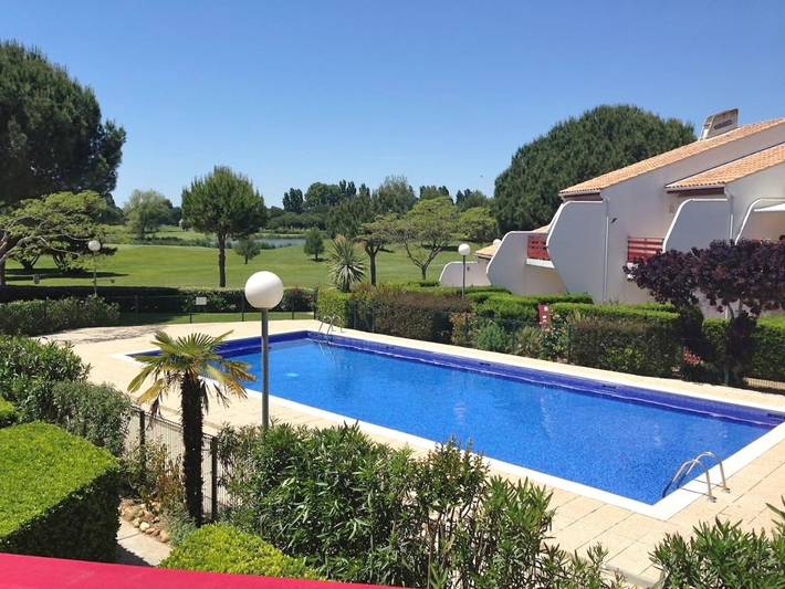 Appartement de vacances pour 6 personnes, avec terrasse et piscine