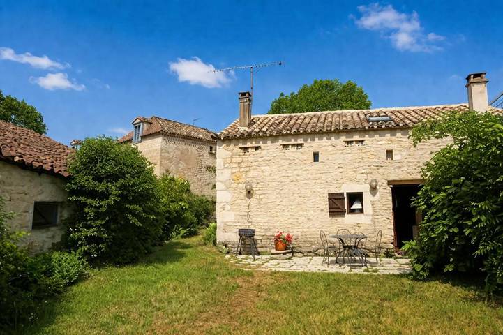 Maison d’hôte pour 11 personnes, avec jardin et vue dans le Lot