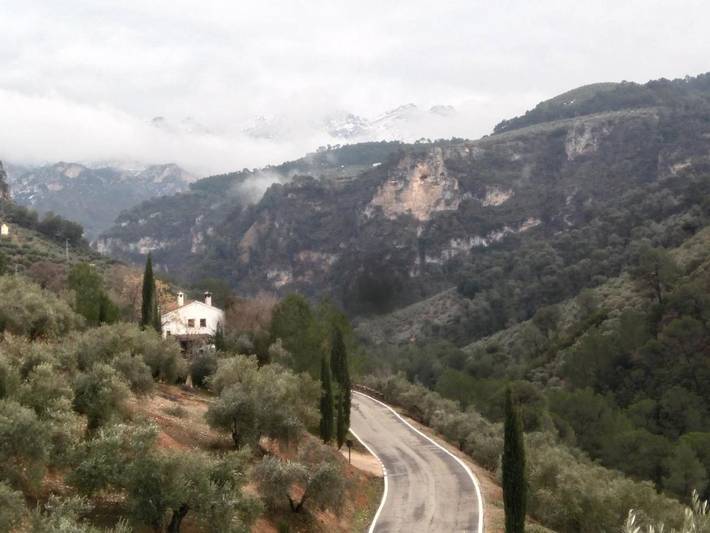 Albergue para 16 personas, con jardín además de jacuzzi y piscina en Las Villas
