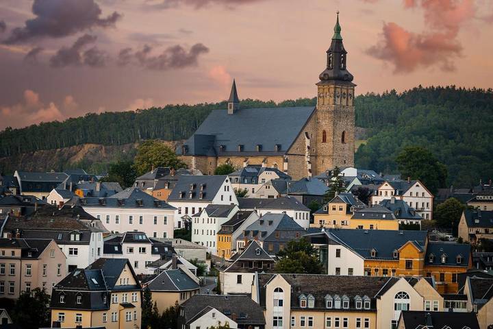 Hotel, mit Terrasse und Ausblick in Schneeberg - 4