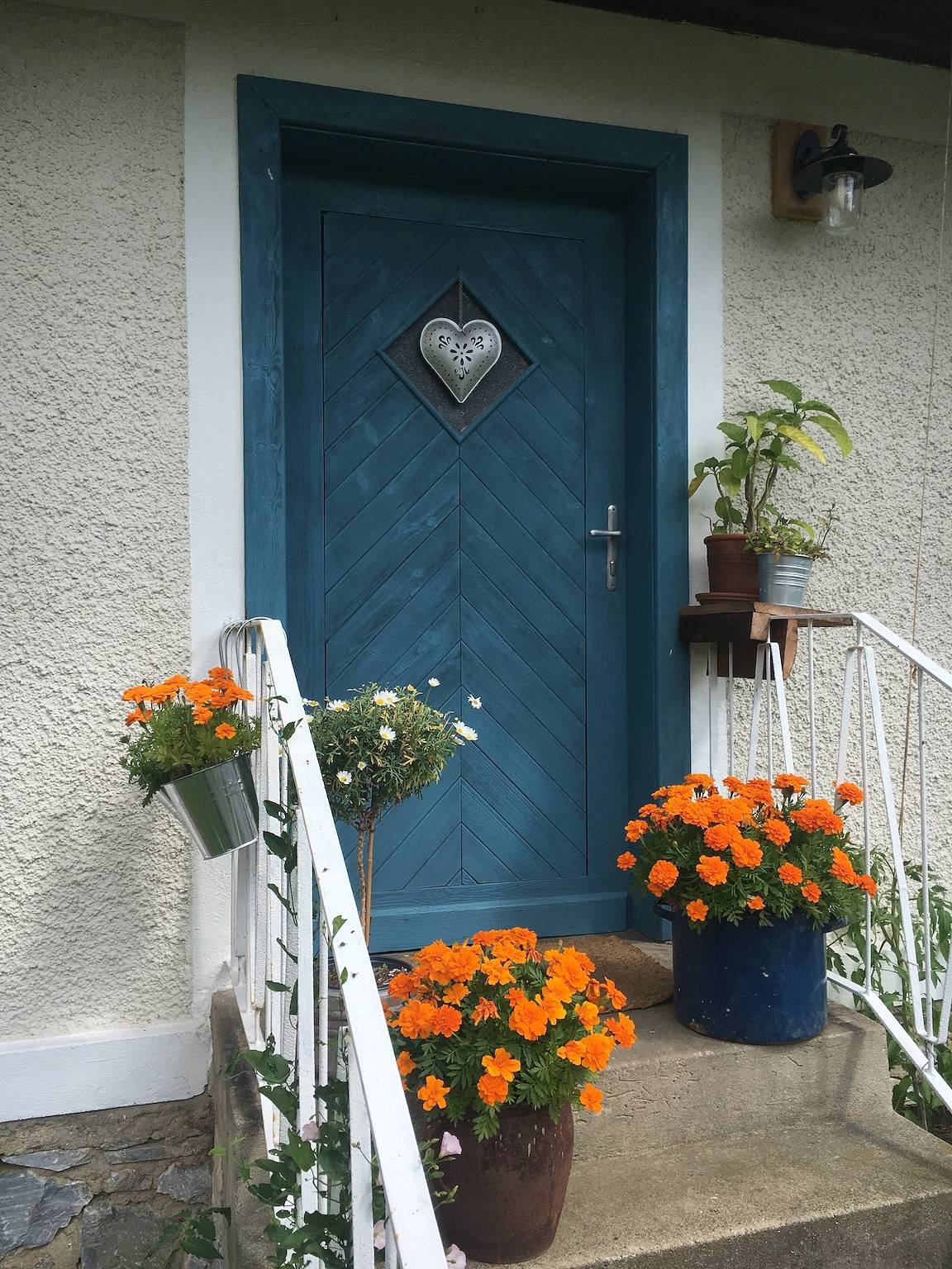 Holiday Home 'Lebenshof Varm - Die Vegane Farm' with Mountain View, Shared Terrace and Wi-Fi in Sankt Martin im Sulmtal, Steirerland