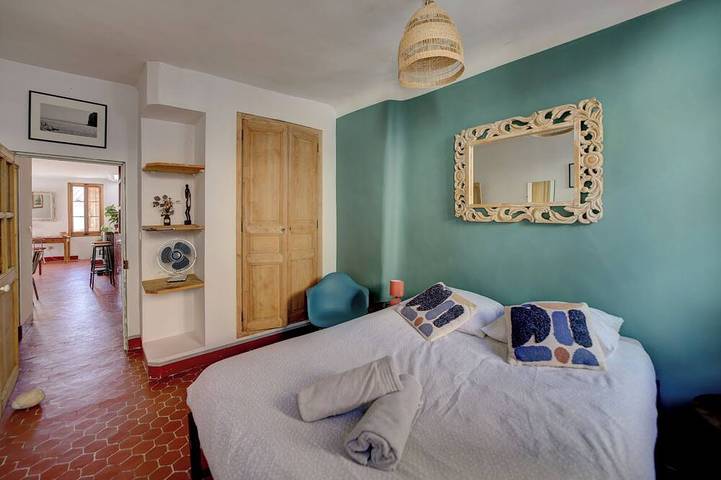 Gîte pour 4 personnes dans Office de Tourisme de la Ciotat - 2