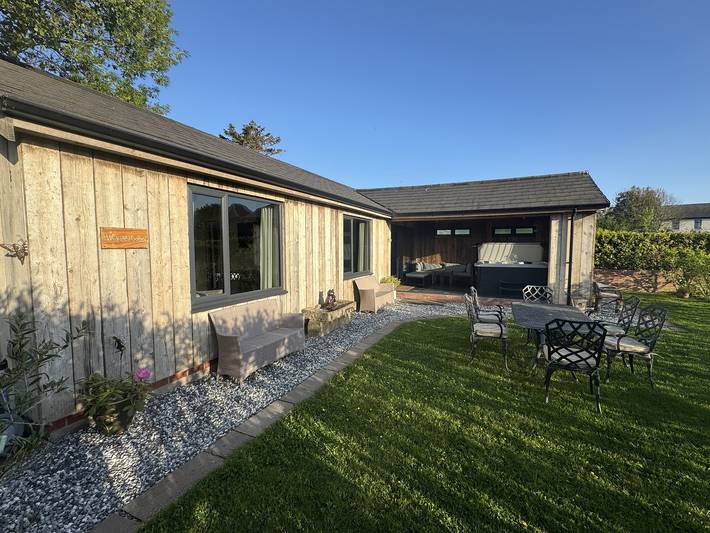 Cottage for 4 people, with Garden in Blackpool