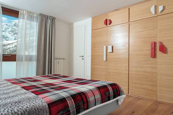 Ganze Wohnung, The One – Panoramic Apartment Walk to Ski Lifts in Cervinia, Valtournenche