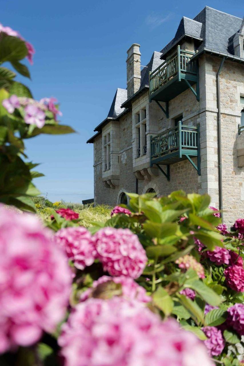 Attic Classic Double Room in Le Croisic, Côte d'Amour