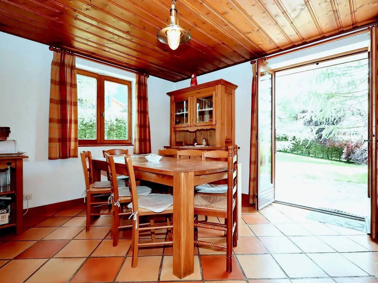 Geräumiges Chalet für 8 Pers. in Les Houches, mit Parkplatz in Les Houches, Mont-Blanc-Massiv