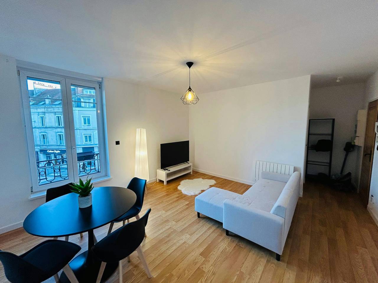 Entire apartment, La Suite Carteret | Centre-ville in Reims, Marne