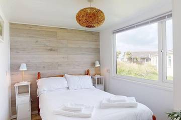 Chalet for 4 People in Hayle, Cornwall, Photo 1