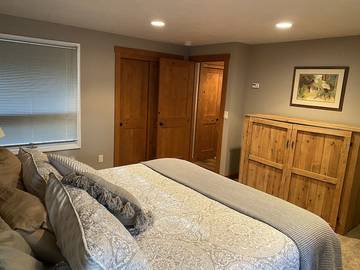 Vacation Home for 12 Guests in Black Butte Ranch, Oregon, Picture 4