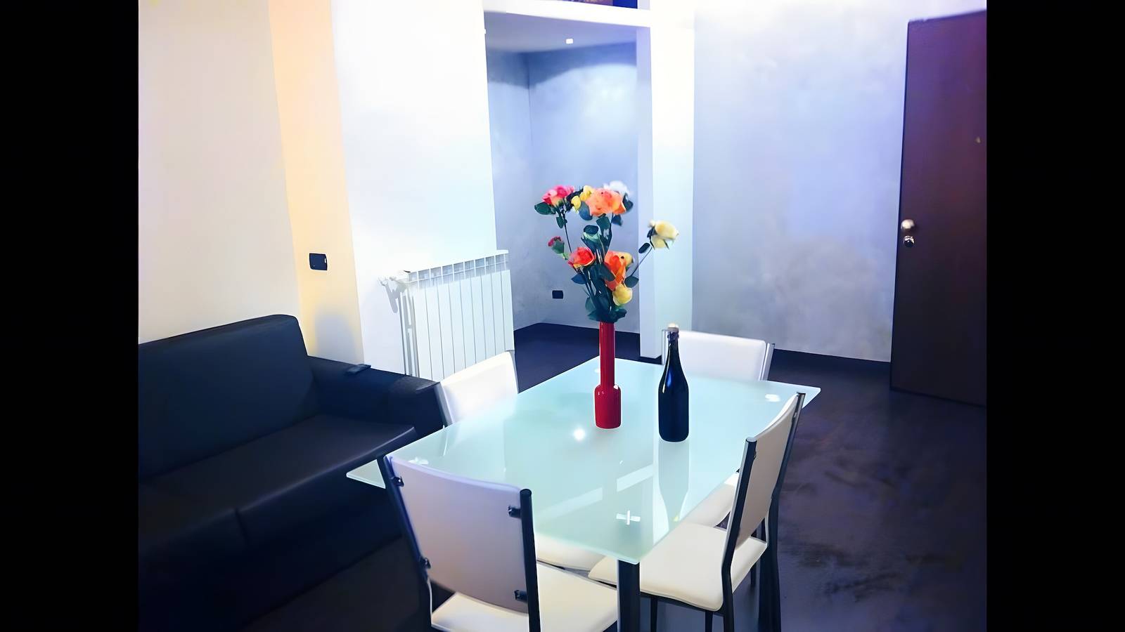 Ganze Wohnung, Apartment 'Pinetina Roma' mit Balkon, Wlan und Klimaanlage in Primavalle, Rom