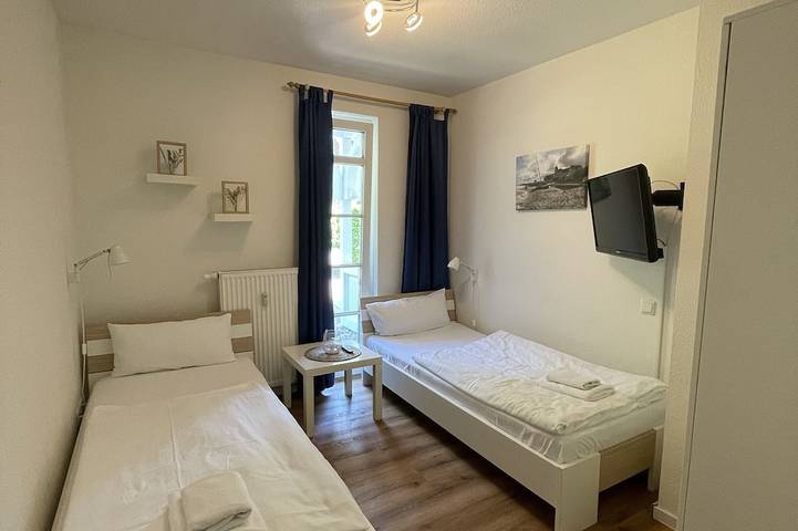 Entire apartment, Villa Sanddorn 23/ 2 bedrooms / W-lan/ beach chair / box spring bed in Binz, Ruegen