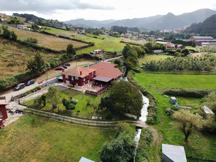Apartamento para 3 personas, con jardín y terraza en Pravia